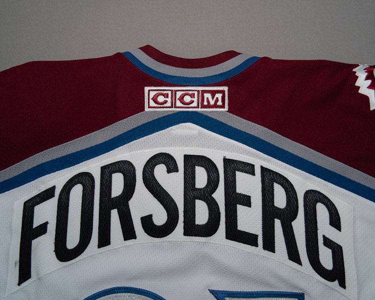 Peter Forsberg Colorado Avalanche game worn jersey tagging Peter Forsberg Colorado Avalanche game worn jersey tagging