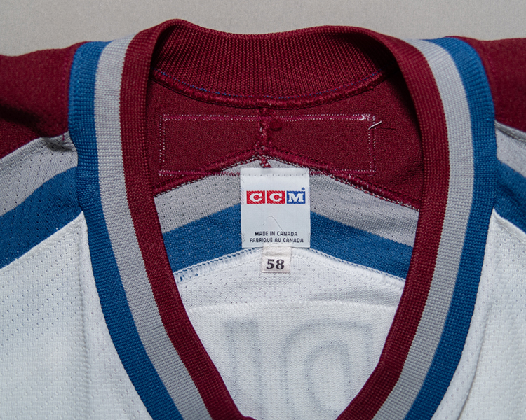 Scott Parker Colorado Avalanche game worn jersey tagging Scott Parker Colorado Avalanche game worn jersey tagging