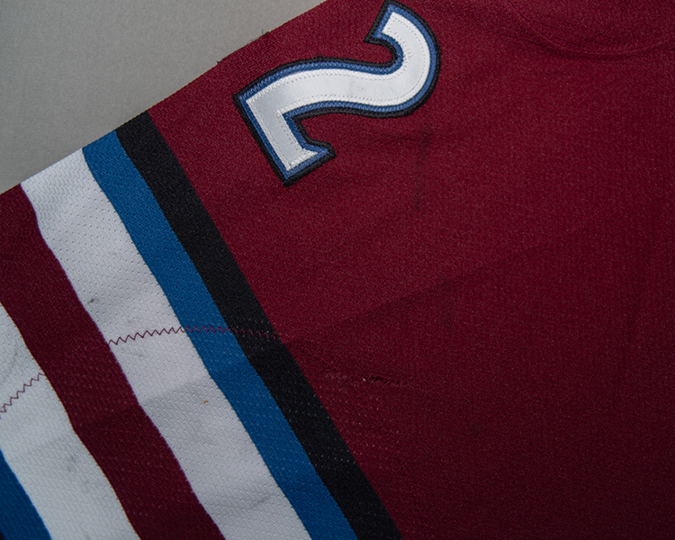 Steve Konowalchuk Colorado Avalanche game worn jersey tagging Steve Konowalchuk Colorado Avalanche game worn jersey tagging