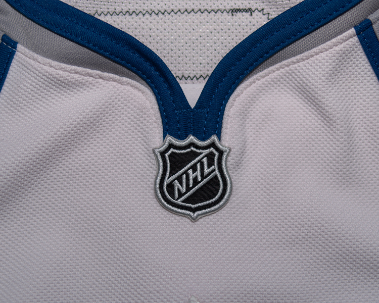 Scott Hannan Colorado Avalanche game worn jersey tagging Scott Hannan Colorado Avalanche game worn jersey tagging