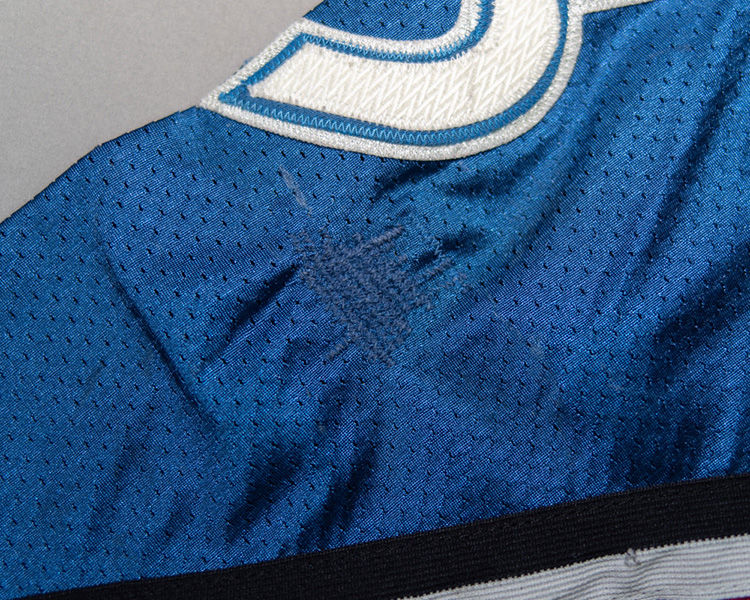 Valeri Kamensky Colorado Avalanche game worn jersey tagging Valeri Kamensky Colorado Avalanche game worn jersey tagging